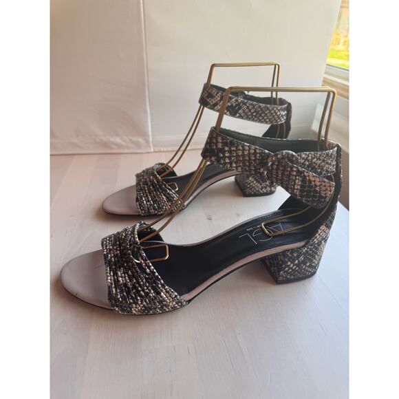 AGL  snake print  sandal with ankle strap  size 38/ Us 8 - Picture 7 of 14